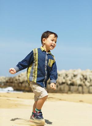 個別プログラムで伸びるこども英会話校